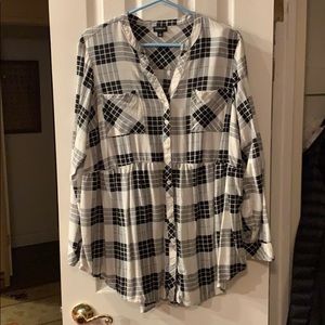 Torrid plaid shirt flowy under bust line